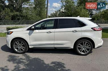Внедорожник / Кроссовер Ford Edge 2018 в 