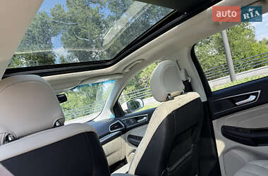 Внедорожник / Кроссовер Ford Edge 2018 в 