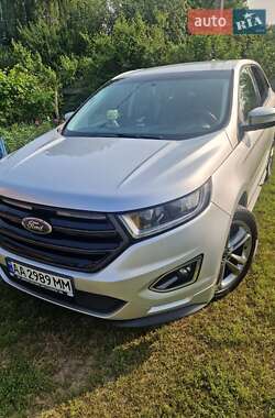 Позашляховик / Кросовер Ford Edge 2016 в 