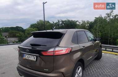 Внедорожник / Кроссовер Ford Edge 2019 в 