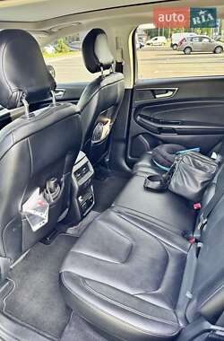 Внедорожник / Кроссовер Ford Edge 2019 в 