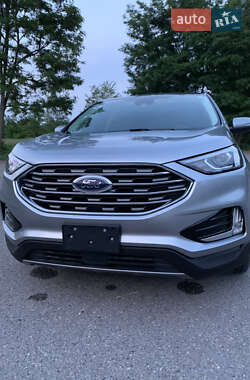 Внедорожник / Кроссовер Ford Edge 2020 в 