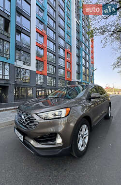 Внедорожник / Кроссовер Ford Edge 2019 в 