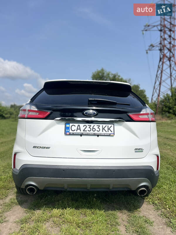 Позашляховик / Кросовер Ford Edge 2019 в Черкасах