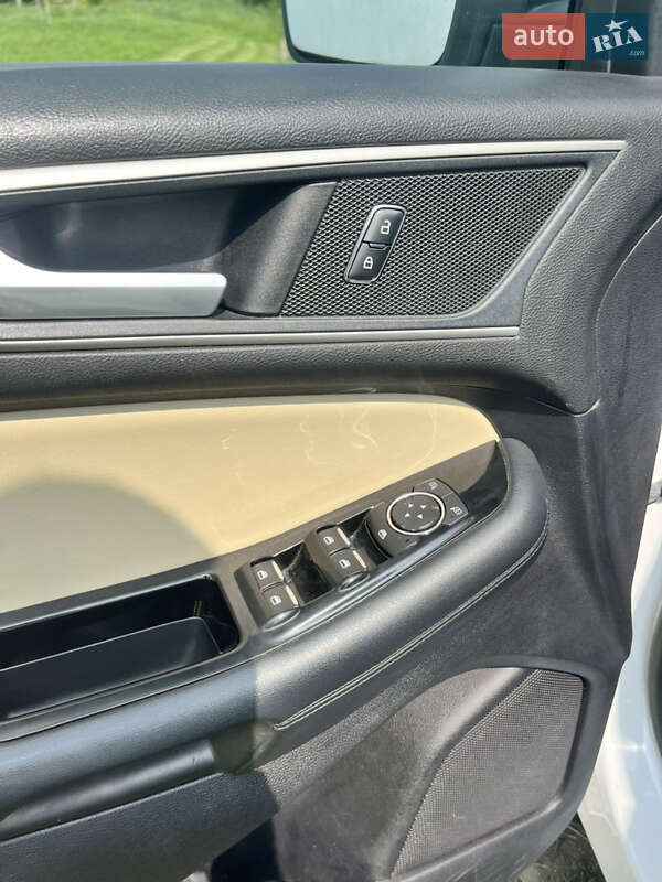 Позашляховик / Кросовер Ford Edge 2019 в Черкасах