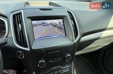 Позашляховик / Кросовер Ford Edge 2020 в 