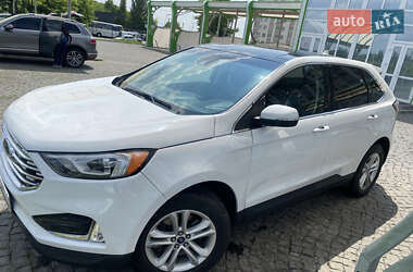 Внедорожник / Кроссовер Ford Edge 2019 в 