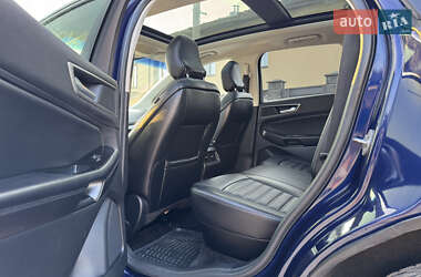 Внедорожник / Кроссовер Ford Edge 2016 в 