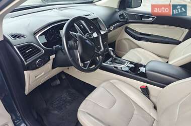 Внедорожник / Кроссовер Ford Edge 2016 в 