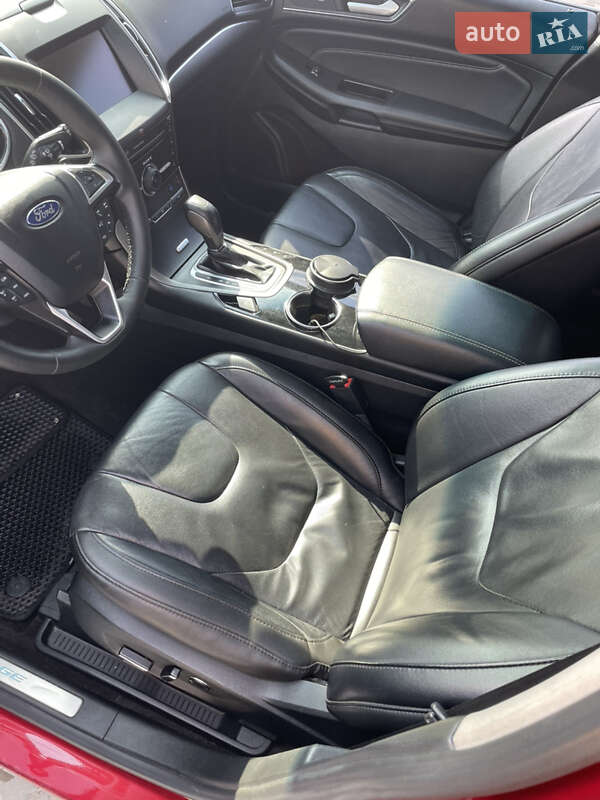 Внедорожник / Кроссовер Ford Edge 2016 в Одессе