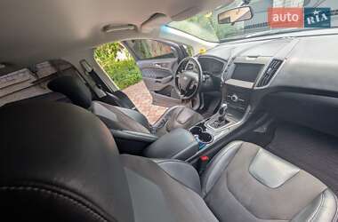 Внедорожник / Кроссовер Ford Edge 2018 в 