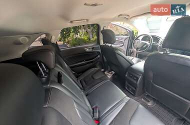 Внедорожник / Кроссовер Ford Edge 2018 в 