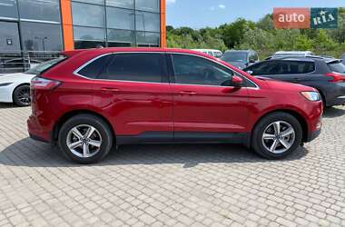 Позашляховик / Кросовер Ford Edge 2021 в 