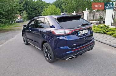 Внедорожник / Кроссовер Ford Edge 2016 в 