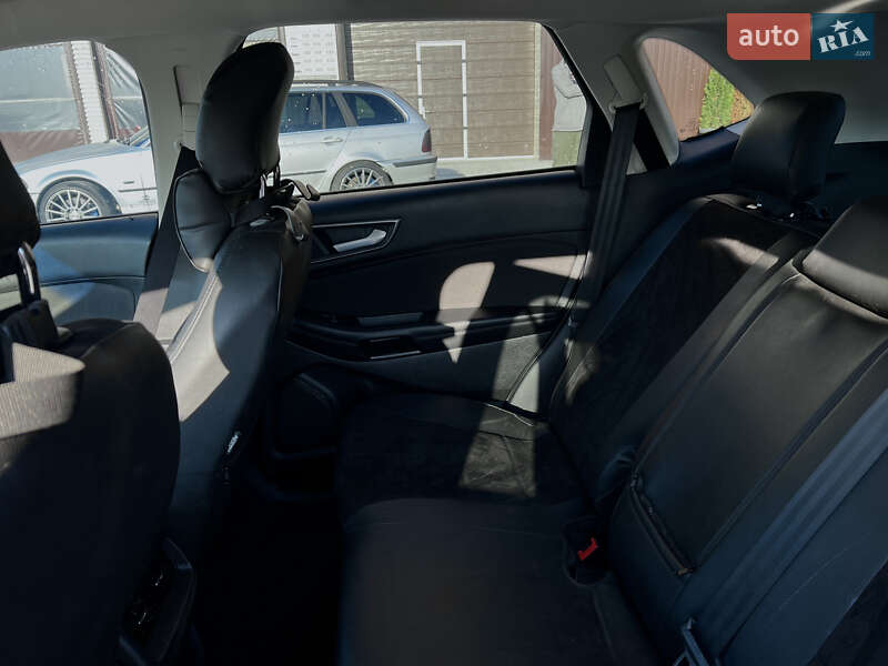 Внедорожник / Кроссовер Ford Edge 2016 в Львове