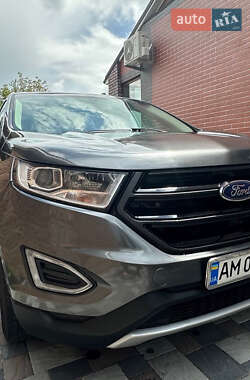 Внедорожник / Кроссовер Ford Edge 2017 в 