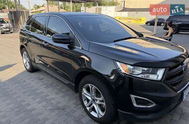 Внедорожник / Кроссовер Ford Edge 2015 в 