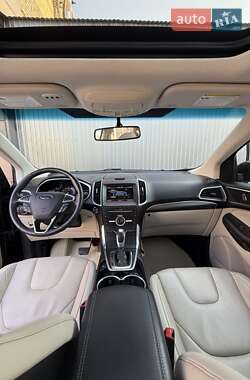 Внедорожник / Кроссовер Ford Edge 2015 в 