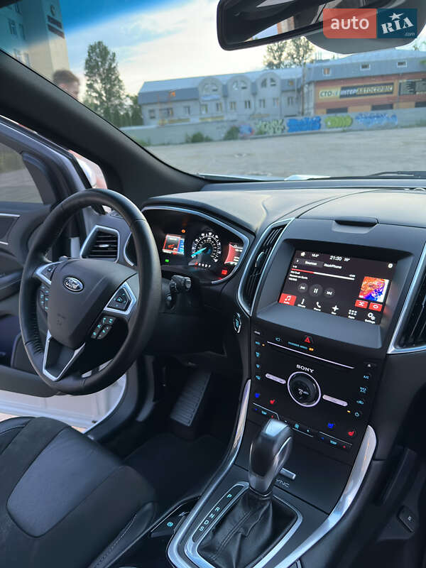 Внедорожник / Кроссовер Ford Edge 2016 в Тернополе