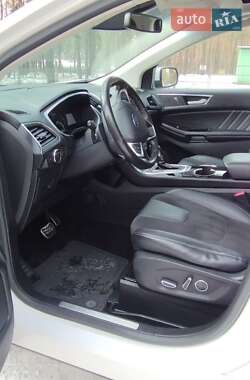 Внедорожник / Кроссовер Ford Edge 2015 в 