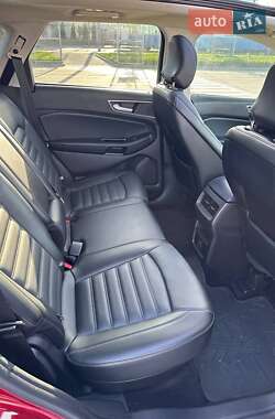 Внедорожник / Кроссовер Ford Edge 2017 в 