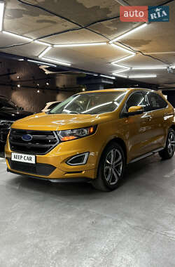 Внедорожник / Кроссовер Ford Edge 2016 в 