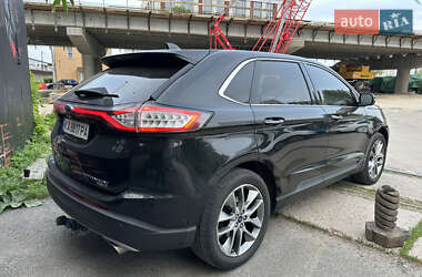 Внедорожник / Кроссовер Ford Edge 2015 в 