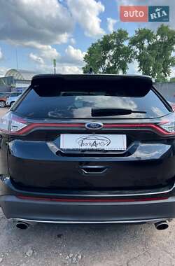 Позашляховик / Кросовер Ford Edge 2015 в 