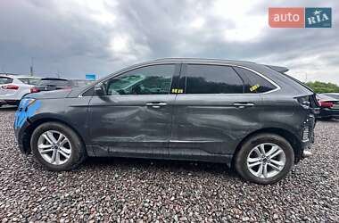 Внедорожник / Кроссовер Ford Edge 2019 в 