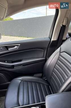 Внедорожник / Кроссовер Ford Edge 2019 в 