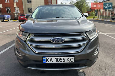 Позашляховик / Кросовер Ford Edge 2017 в 