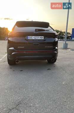 Внедорожник / Кроссовер Ford Edge 2015 в 