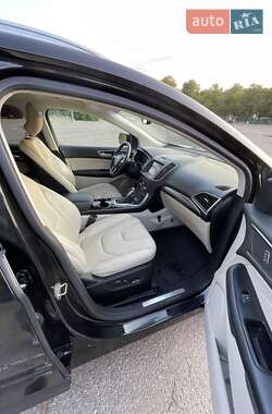Внедорожник / Кроссовер Ford Edge 2015 в 