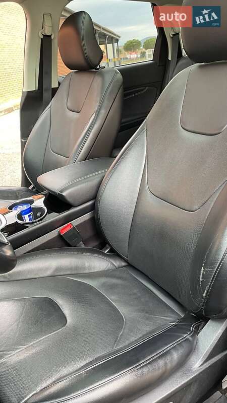 Внедорожник / Кроссовер Ford Edge 2018 в Тернополе