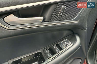 Внедорожник / Кроссовер Ford Edge 2020 в 
