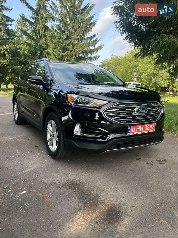Внедорожник / Кроссовер Ford Edge 2019 в Дубно