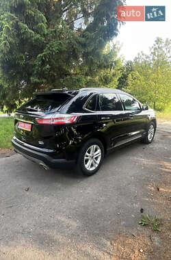 Внедорожник / Кроссовер Ford Edge 2019 в 