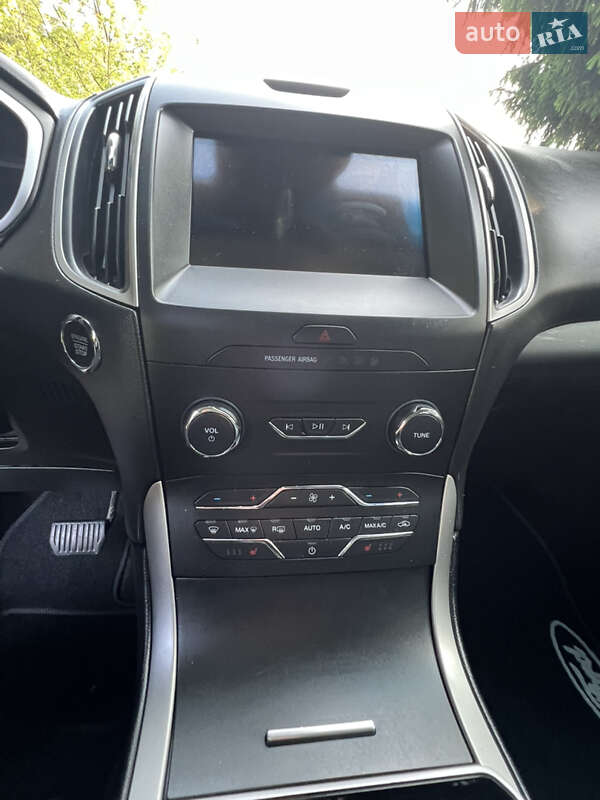 Внедорожник / Кроссовер Ford Edge 2019 в Дубно