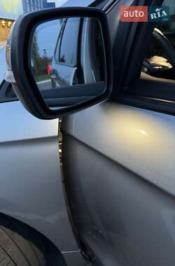 Внедорожник / Кроссовер Ford Edge 2022 в 