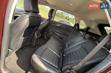 Внедорожник / Кроссовер Ford Edge 2022 в 