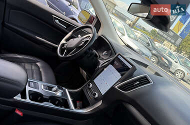 Внедорожник / Кроссовер Ford Edge 2022 в 