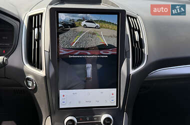 Внедорожник / Кроссовер Ford Edge 2022 в 