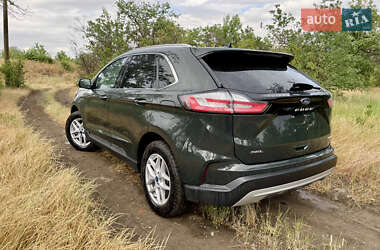 Позашляховик / Кросовер Ford Edge 2022 в 