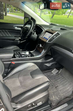 Внедорожник / Кроссовер Ford Edge 2020 в 