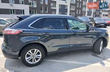 Внедорожник / Кроссовер Ford Edge 2018 в 