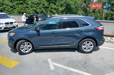 Внедорожник / Кроссовер Ford Edge 2018 в 