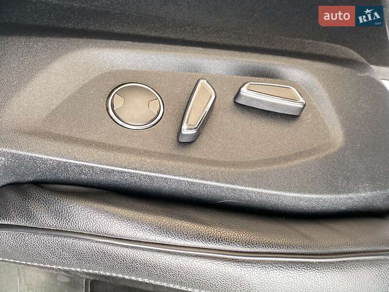 Внедорожник / Кроссовер Ford Edge 2017 в Днепре