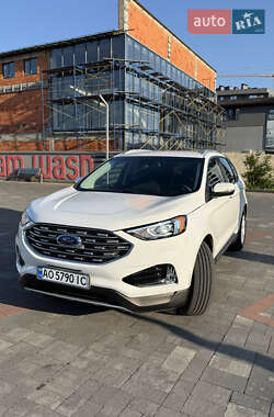 Внедорожник / Кроссовер Ford Edge 2019 в 