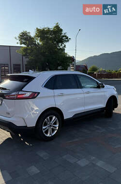 Внедорожник / Кроссовер Ford Edge 2019 в 