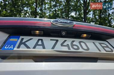 Внедорожник / Кроссовер Ford Edge 2015 в 